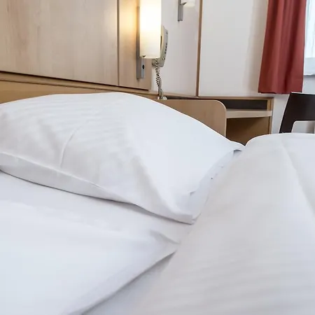 Good Morning Hotel