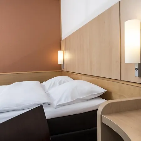 Hotel Good Morning 2*